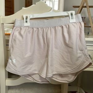 Under Armour size, extra small shorts, athletic light pink